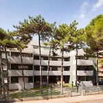 With Pool In Lignano 35684 Apartamento *