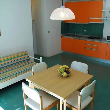 With Pool In Lignano 35684 Apartament Lignano Sabbiadoro