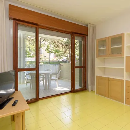 With Pool In Lignano 35684 Apartament Lignano Sabbiadoro